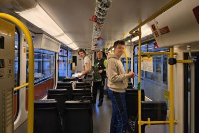 Hier wird der T6 fleißig geschmückt