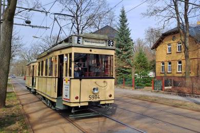 Kurzer Zwischenhalt kurz vo der Endstelle Wendenschloß