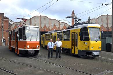 Abfahrbereit steht der KT4D (219 481) und der T6/B6 (5117/5563)